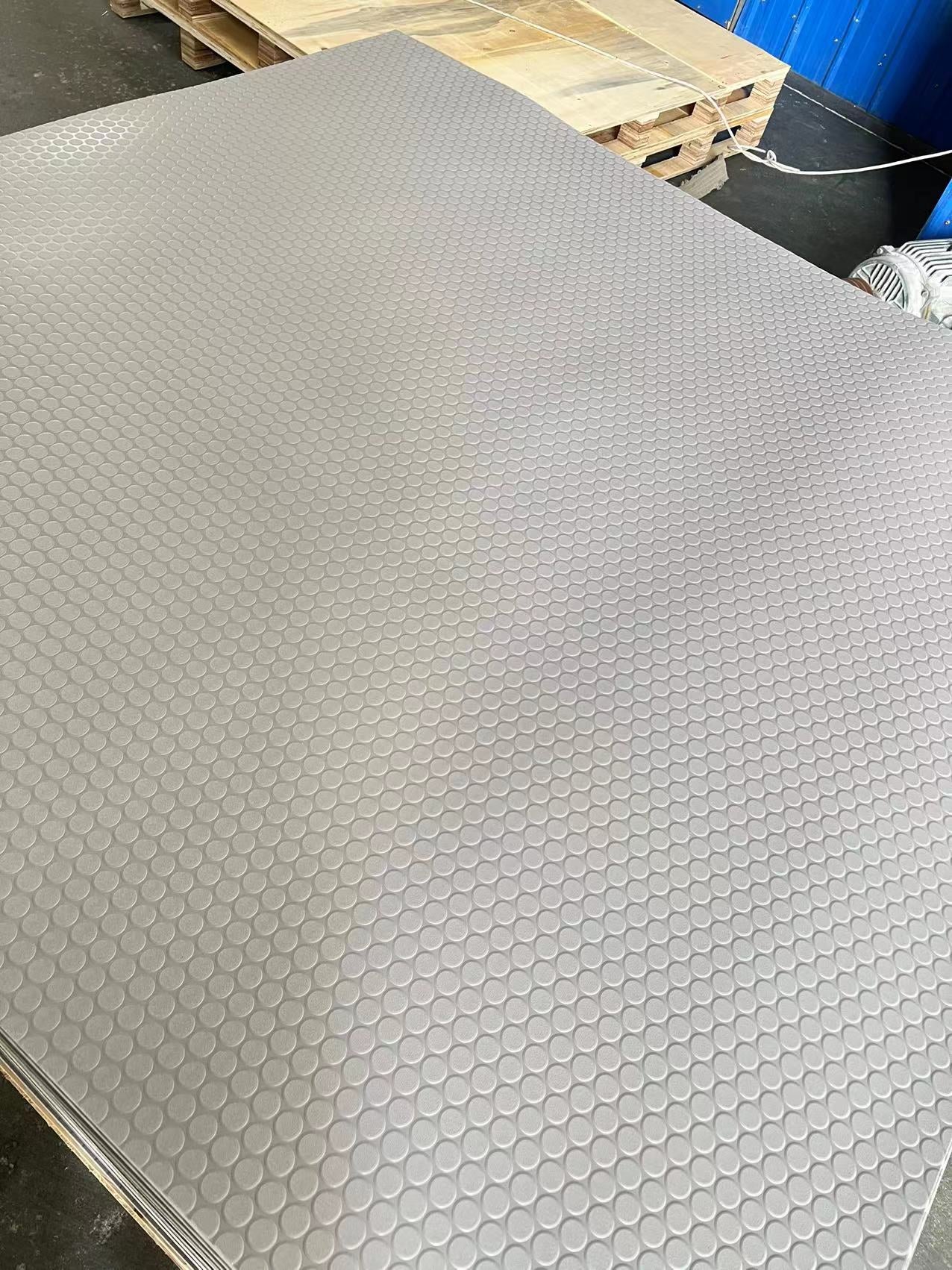 Mats for dog pens sales